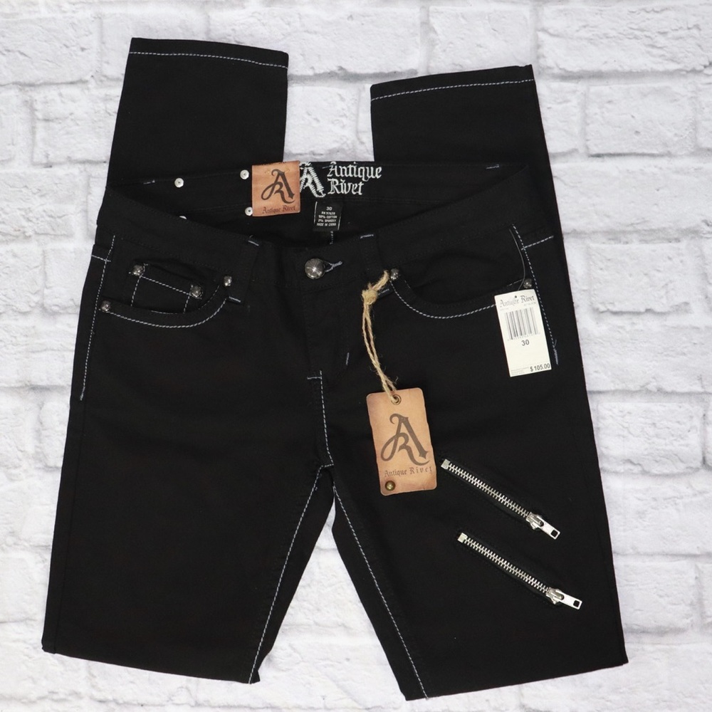 NWT Antique Rivet Joanna Black Moto Jeans 30